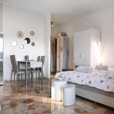 Ferien-Studio Belvedere Apartmán Brezzo